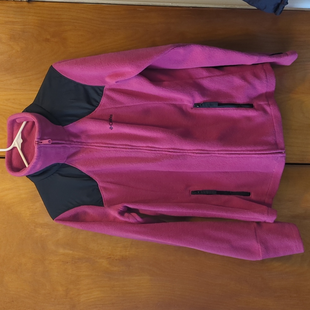 Women's Columbia Fleece. Size Large.